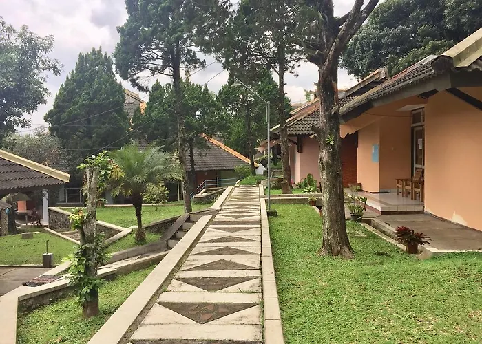 Wisma Bina Darma Salatiga